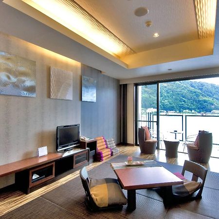 Kaze No Terrace Kukuna Hotel Фудзі-Каваґутіко Екстер'єр фото